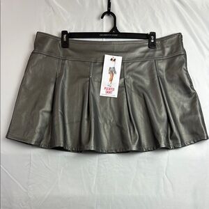 Celebrity Pink Women's Metallic Skater Skirt